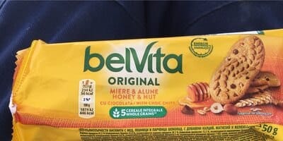 belVita Breakfast Biscuits packaging