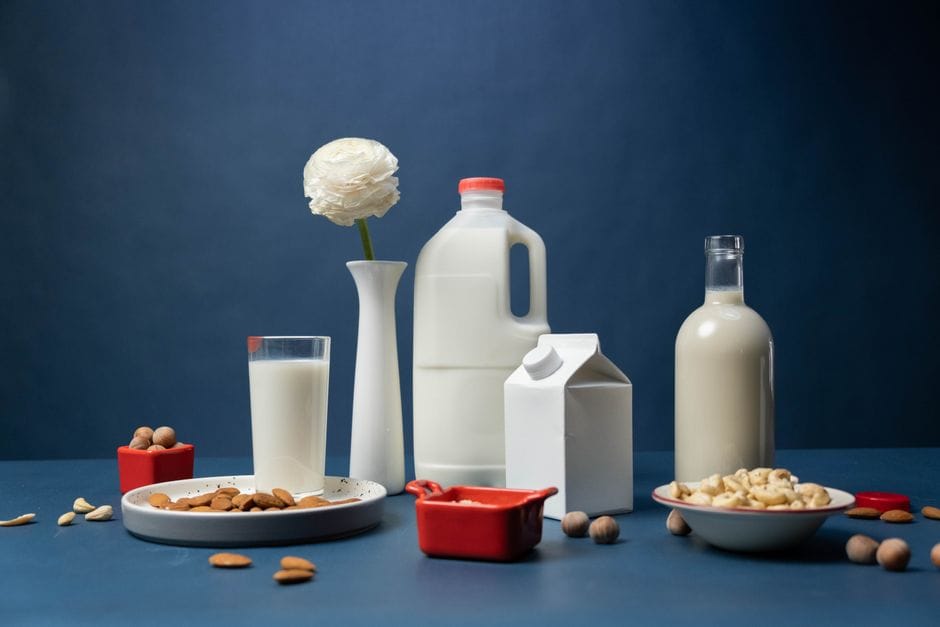 A Guide to Plant Milks: Which to Use for What