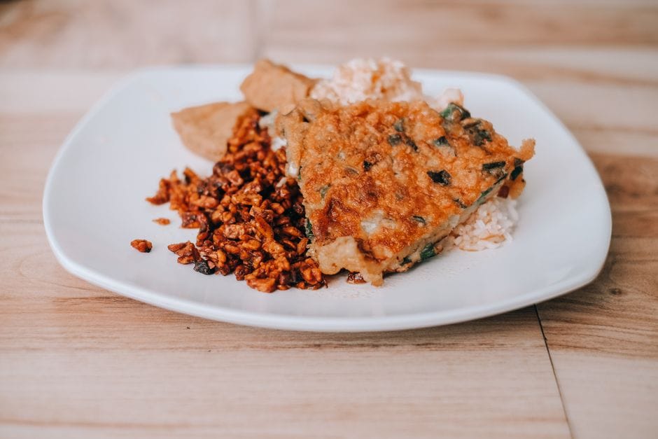 A Guide to Tempeh: What It Is and How to Use It