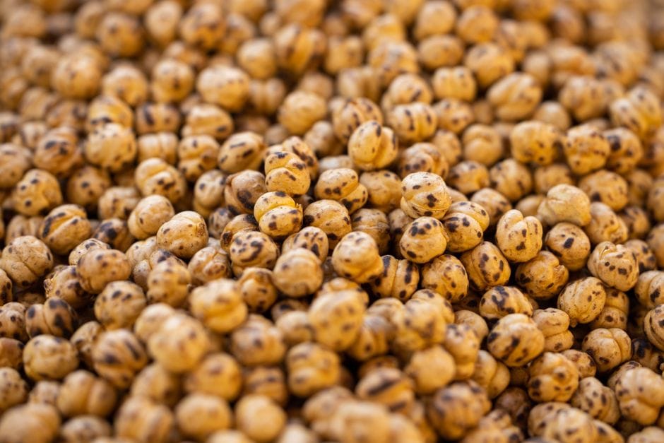 How to Roast Chickpeas (Crispy and Stays Crispy)