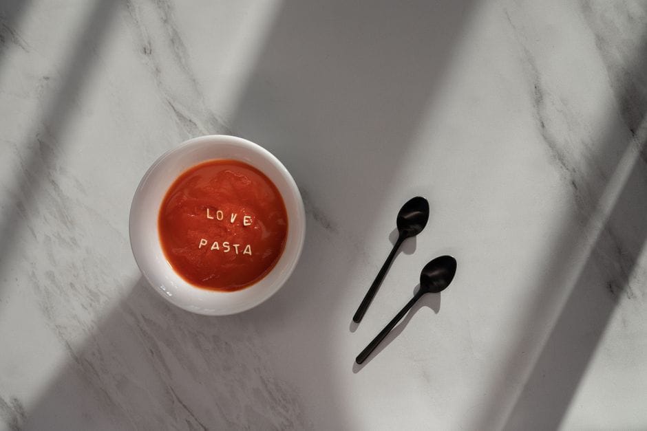 Creamy Vegan Tomato Soup (One Pot, No Dairy)